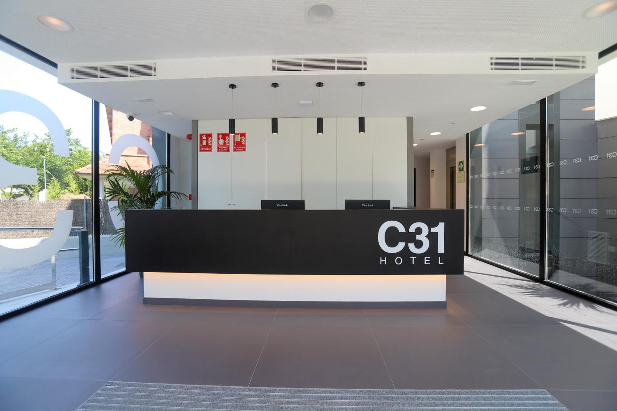 Hotel C31 Castelldefels Exterior photo